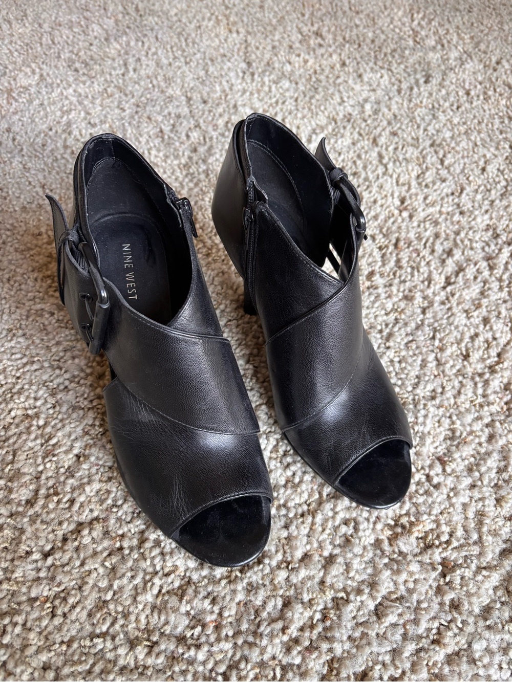 Nine West Black Leather Peep-Toe Ankle Booties with Side Buckle 8.5
